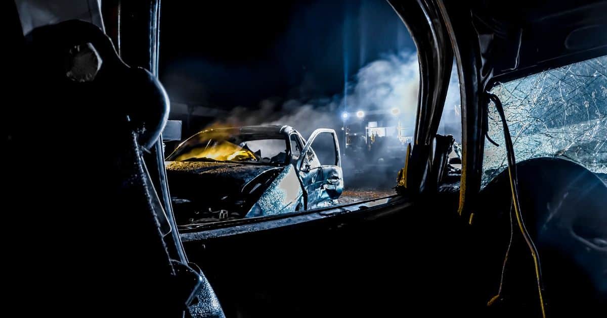 Suspected DWI driver kills man in crash and fleas.
